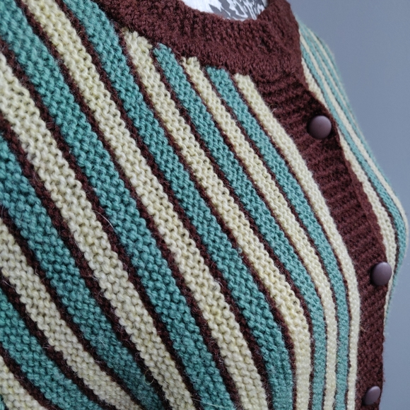Stripe Funky Vintage Button Spring Cardigan - Picture 5 of 8